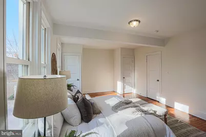 342 E University Parkway, Baltimore, MD 21218 - Photo 16