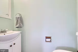 5102 Norwood Rd, Baltimore, MD 21212 - Photo 12