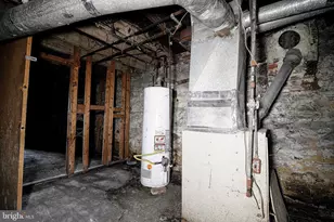 1635 N Warwick Ave N, Baltimore, MD 21216 - Photo 14
