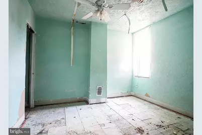 1635 N Warwick Avenue N, Baltimore, MD 21216 - Photo 10