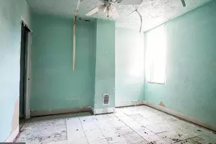 1635 N Warwick Ave N, Baltimore, MD 21216 - Photo 10