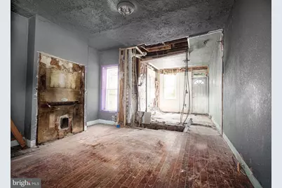 1635 N Warwick Avenue N, Baltimore, MD 21216 - Photo 6