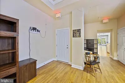 338 N Charles Street, Baltimore, MD 21201 - Photo 18