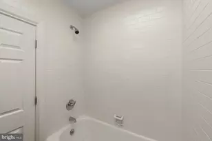 2419 Baker St, Baltimore, MD 21216 - Photo 30