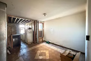 1110 S Conkling St, Baltimore, MD 21224 - Photo 4