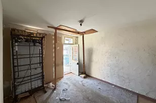 1110 S Conkling St, Baltimore, MD 21224 - Photo 2