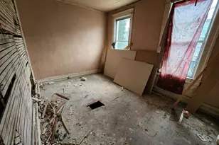 2727 W Fairmount Ave, Baltimore, MD 21223 - Photo 8