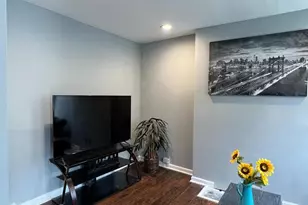 412 E 21st St, Baltimore, MD 21218 - Photo 2