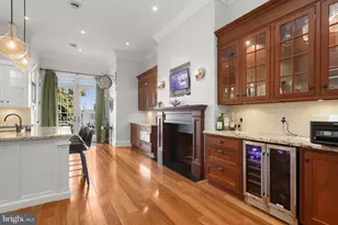 1007 N Calvert St, Baltimore, MD 21202 - Photo 10