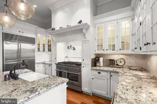 1007 N Calvert St, Baltimore, MD 21202 - Photo 8