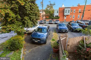 1007 N Calvert St, Baltimore, MD 21202 - Photo 42