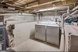 109 Bloomsberry St, Baltimore, MD 21230 - Photo 16