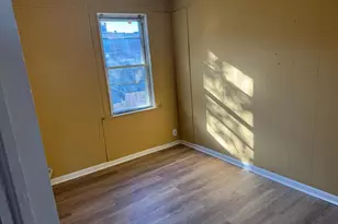 3533 E Fayette St, Baltimore, MD 21224 - Photo 10