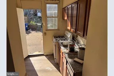 3527 E Fayette Street, Baltimore, MD 21224 - Photo 6