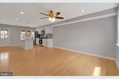 245 S Clinton Street, Baltimore, MD 21224 - Photo 4