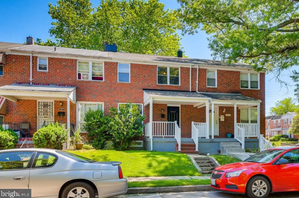 5465 Moores Run Dr, Baltimore, MD 21206-3703