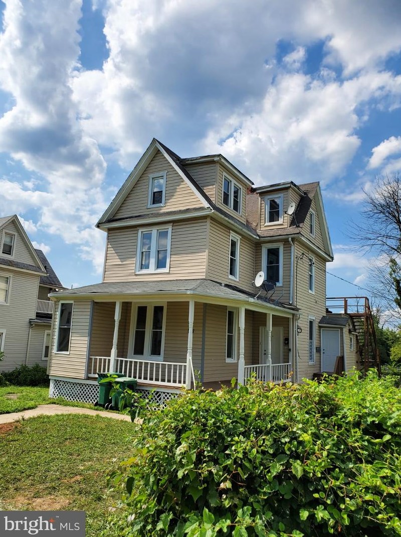 4002 Belvieu Ave, Baltimore, MD 21215-4950