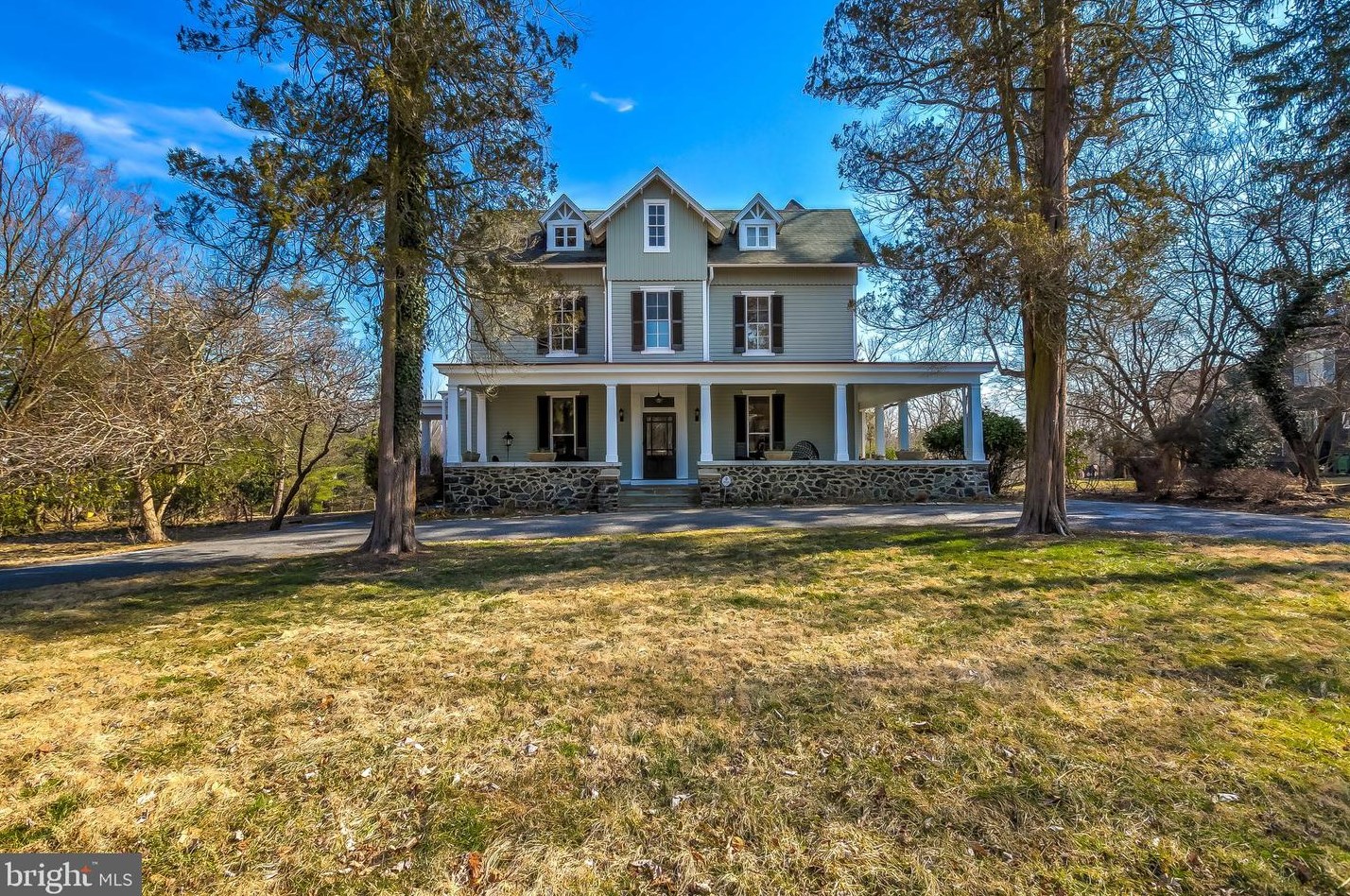 6109 Maywood Ave, Baltimore, MD 21209-3525