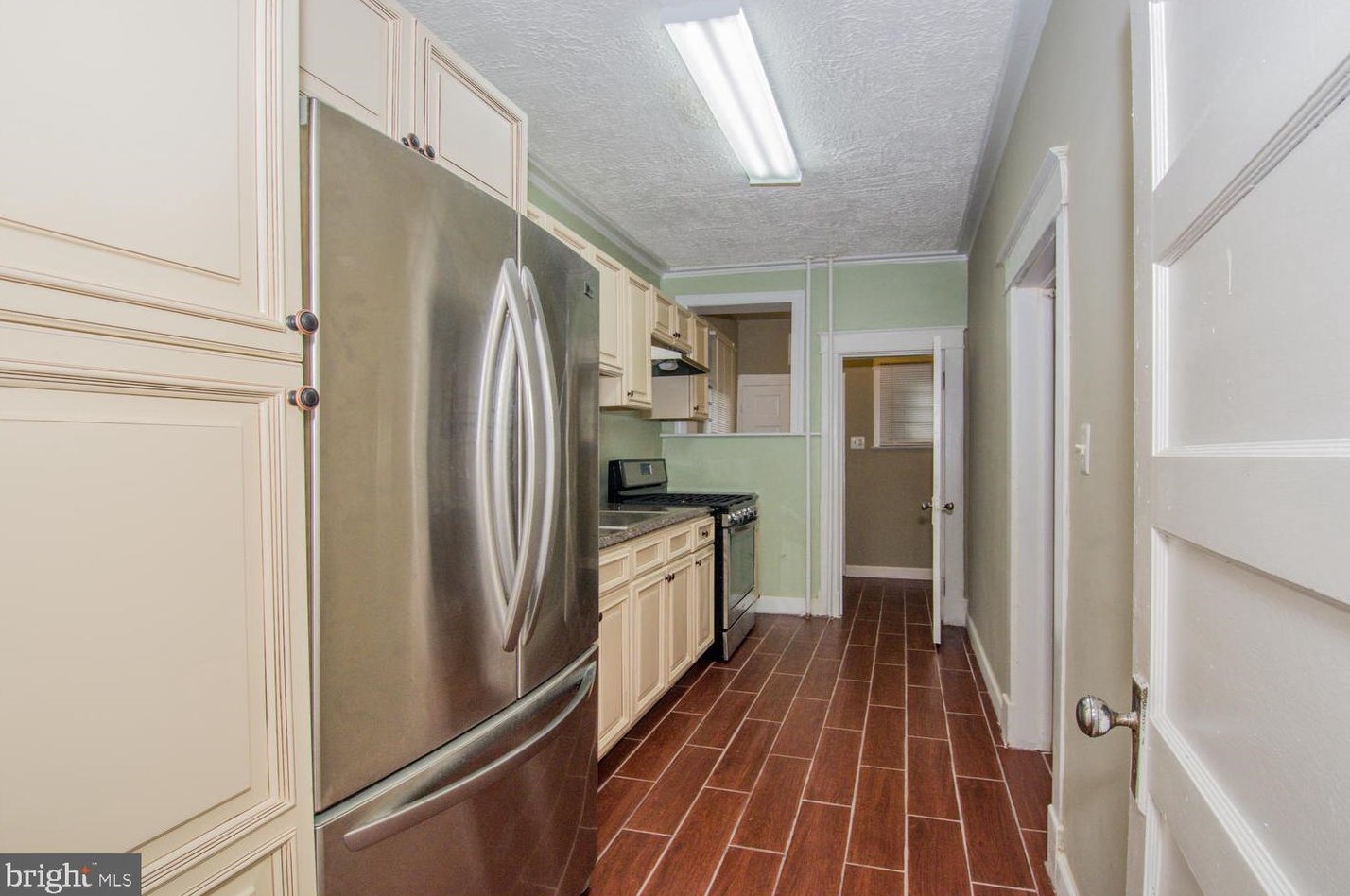 4200 Potter St, Baltimore MD  21229-4122 exterior