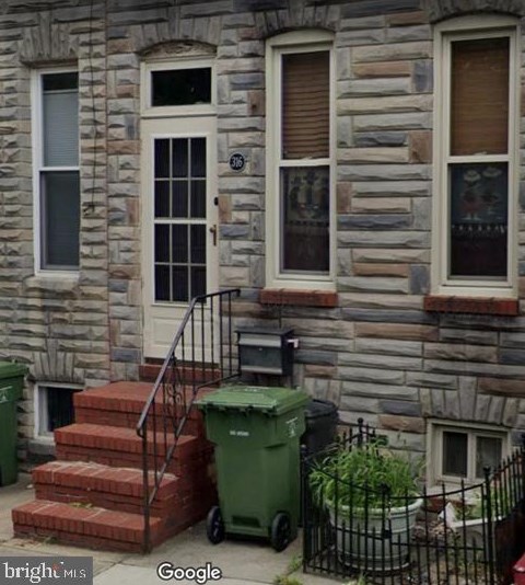316 S Woodyear St, Baltimore, MD 21223