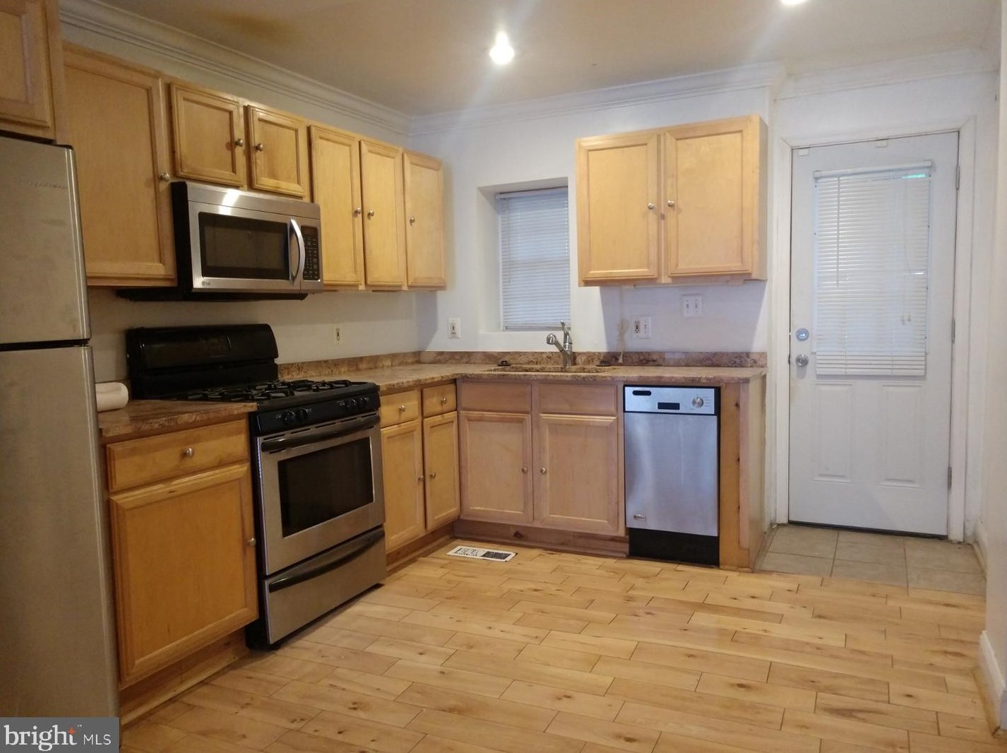 819 Mangold St, Baltimore, MD 21230-2538