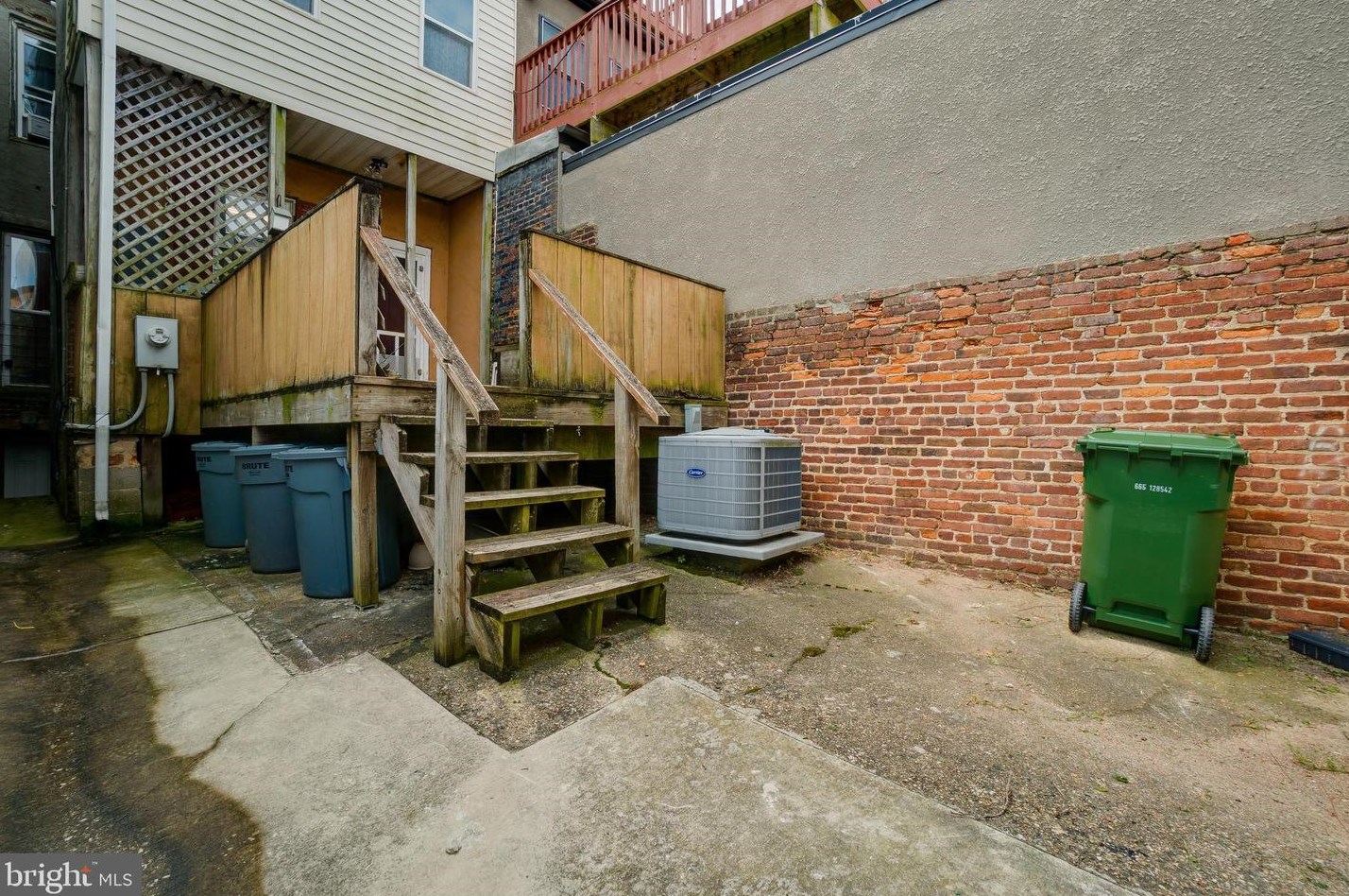 2320 Baltimore St, Baltimore MD  21224-1031 exterior