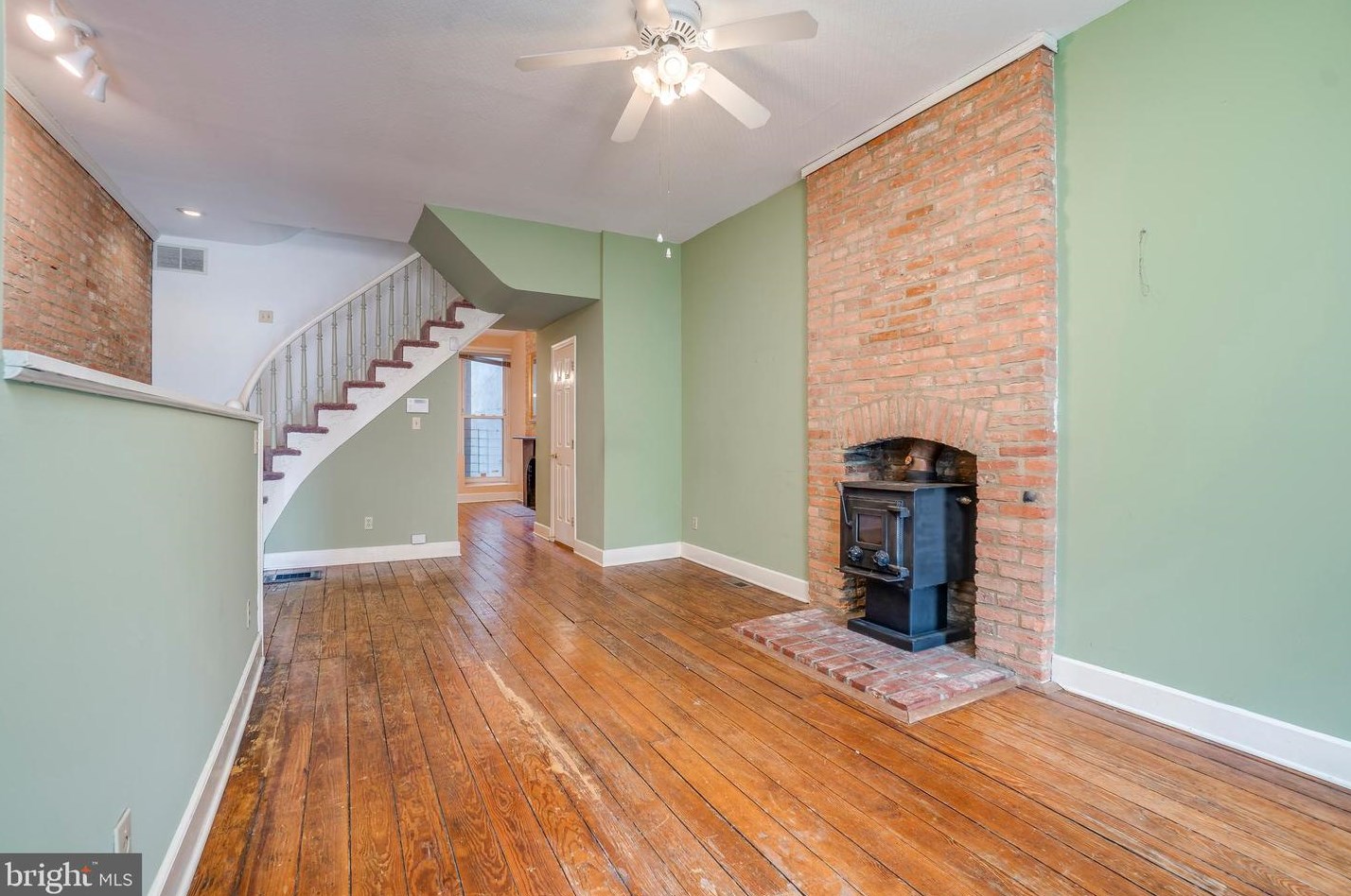 2320 Baltimore St, Baltimore MD  21224-1031 exterior