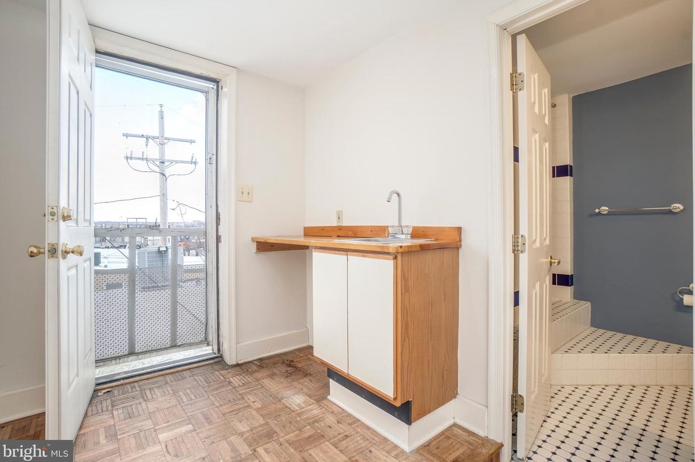 2320 Baltimore St, Baltimore MD  21224-1031 exterior