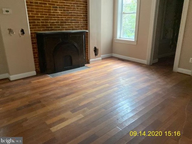 913 Edmondson Ave, Baltimore, MD 21223-1323