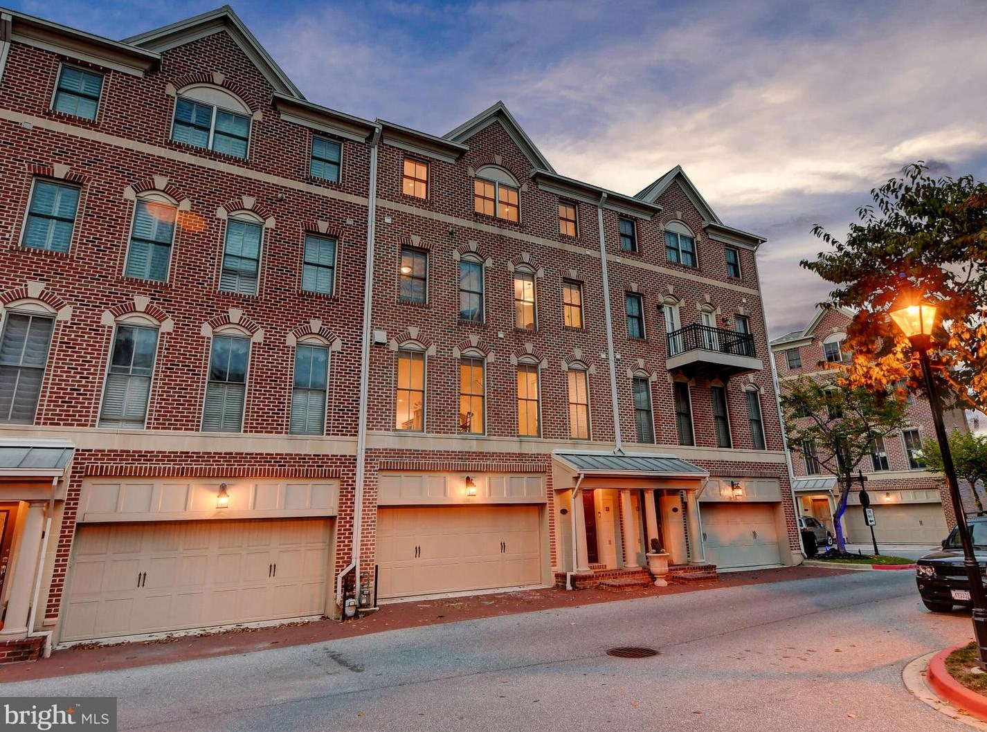 1230 Dockside Cir, Baltimore, MD 21224-4894
