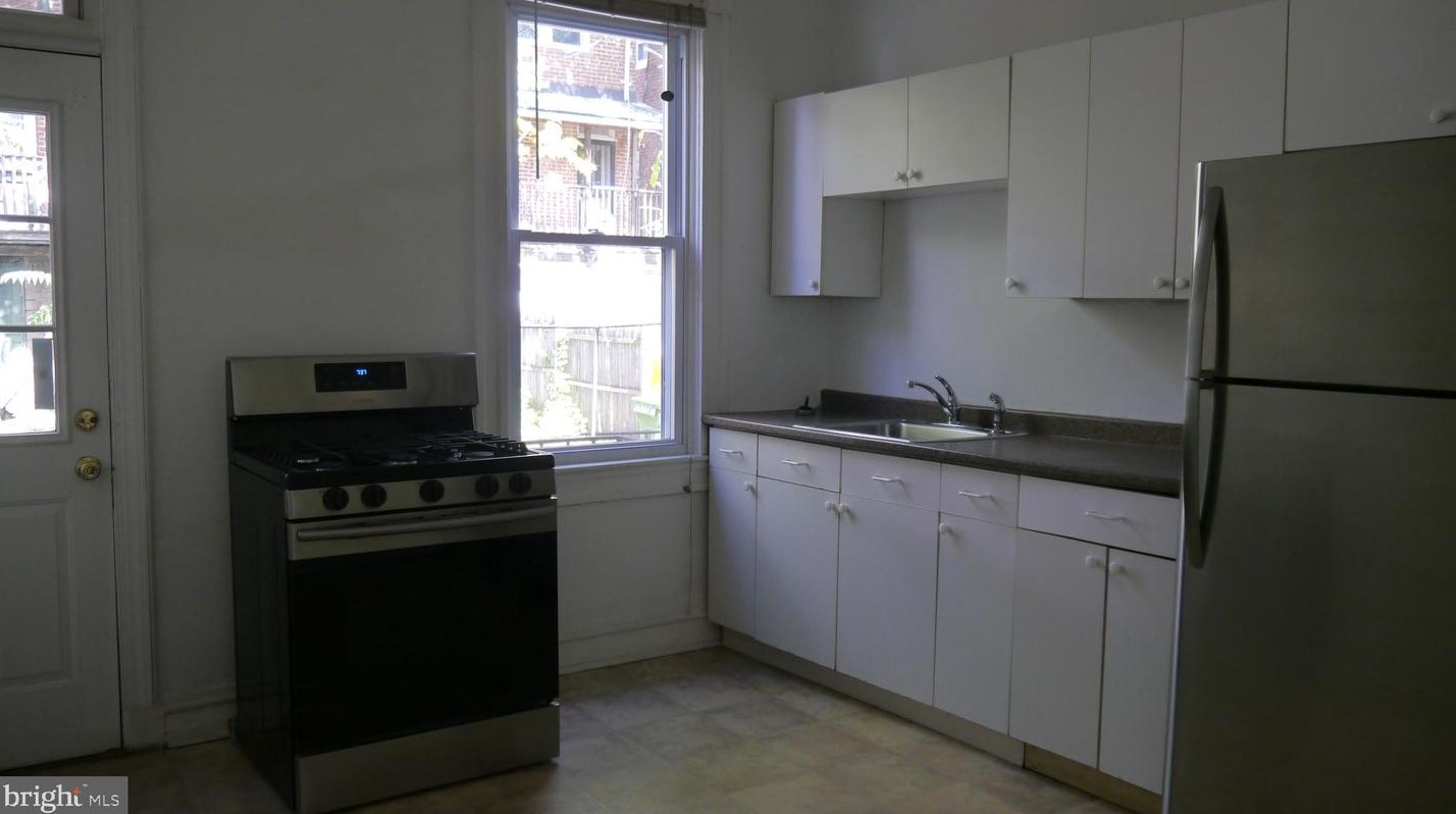312 Ilchester Ave, Baltimore MD  21218-4431 exterior