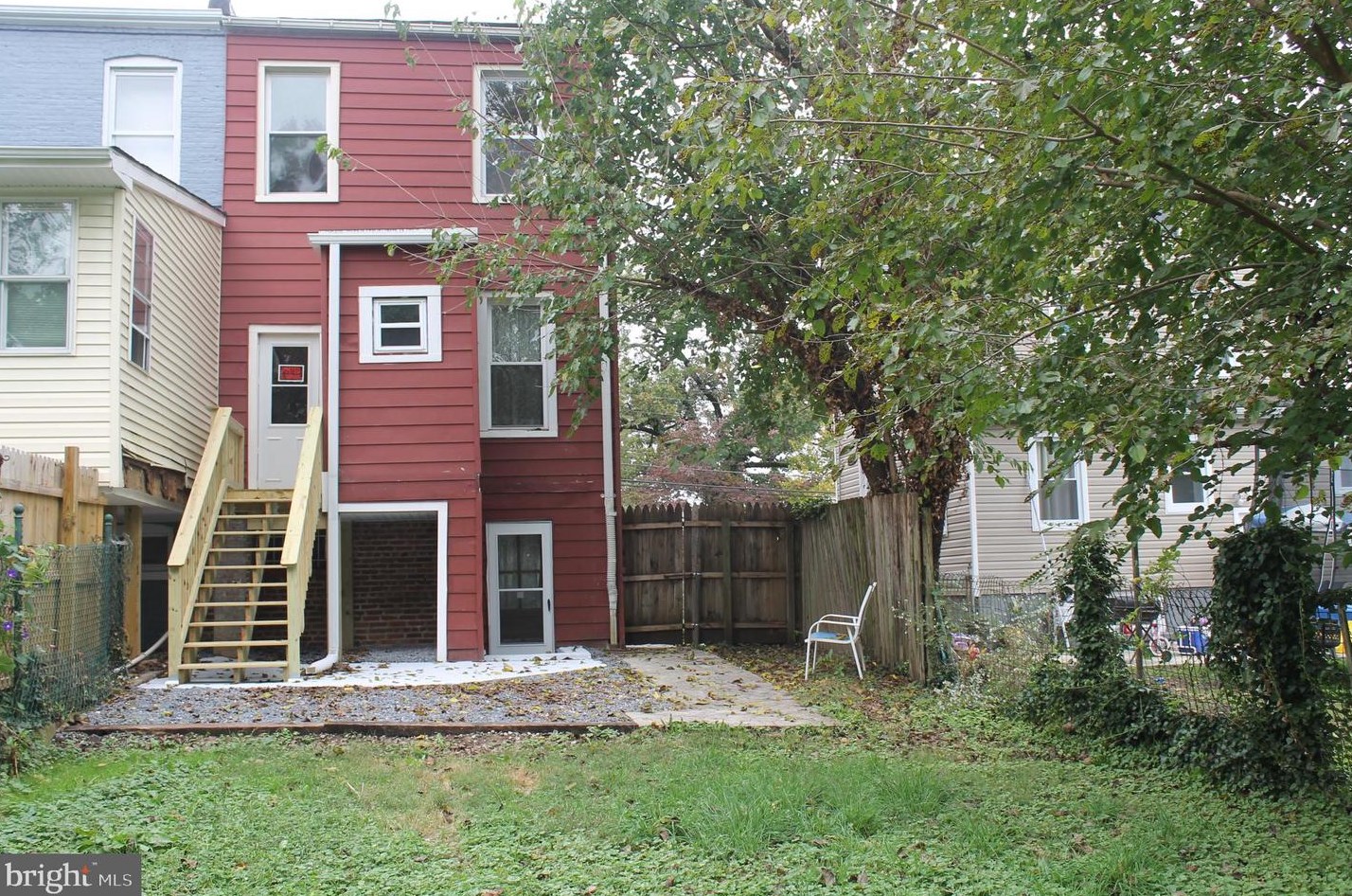 1105 Pine Heights Ave, Baltimore, MD 21229-5211