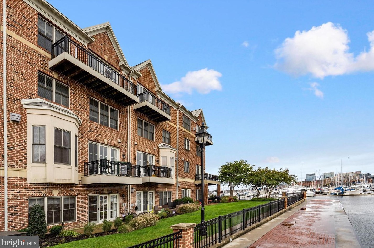 2606 Moorings Ct, Baltimore, MD 21224-4990