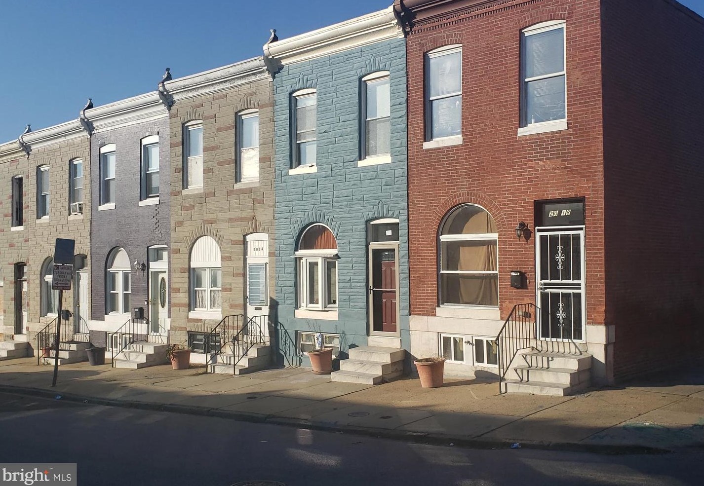 2010 Lanvale St, Baltimore, MD 21213-1042