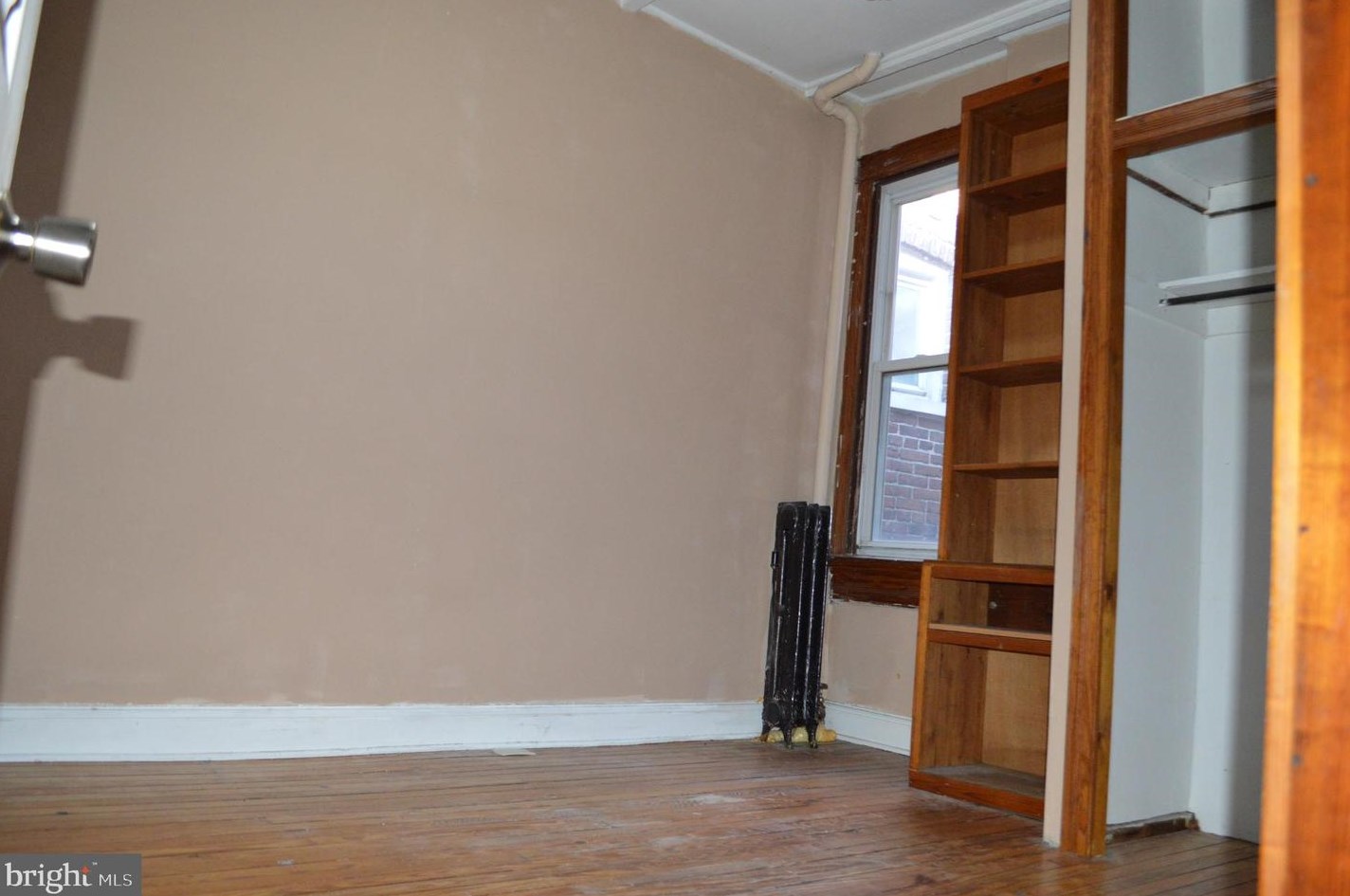 3243 Abell Ave, Baltimore MD 21218-3412 exterior