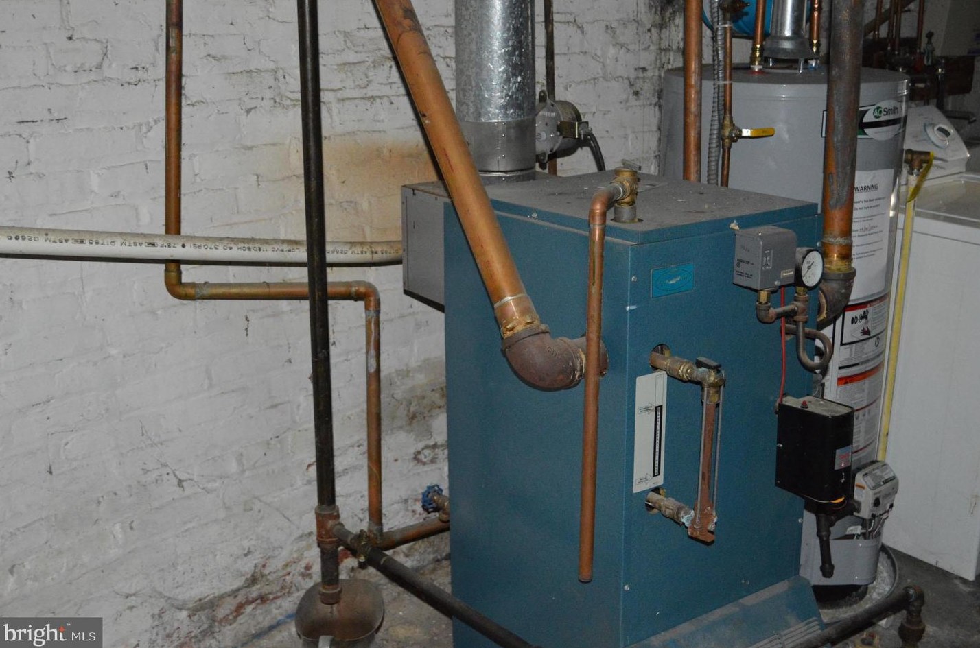 3243 Abell Ave, Baltimore MD 21218-3412 exterior