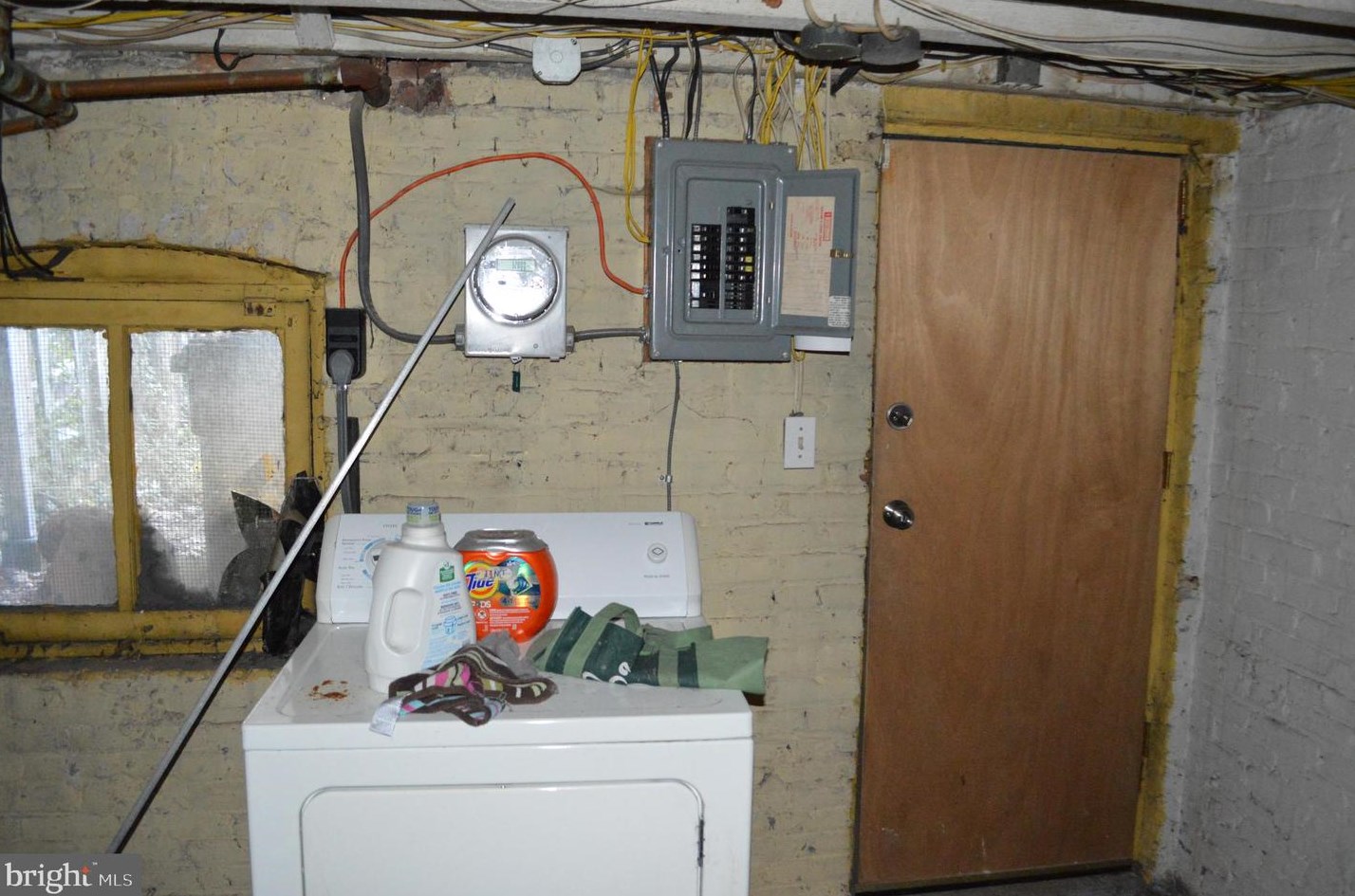 3243 Abell Ave, Baltimore MD 21218-3412 exterior