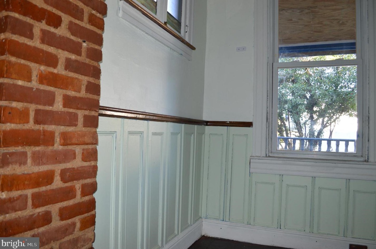 3243 Abell Ave, Baltimore MD 21218-3412 exterior