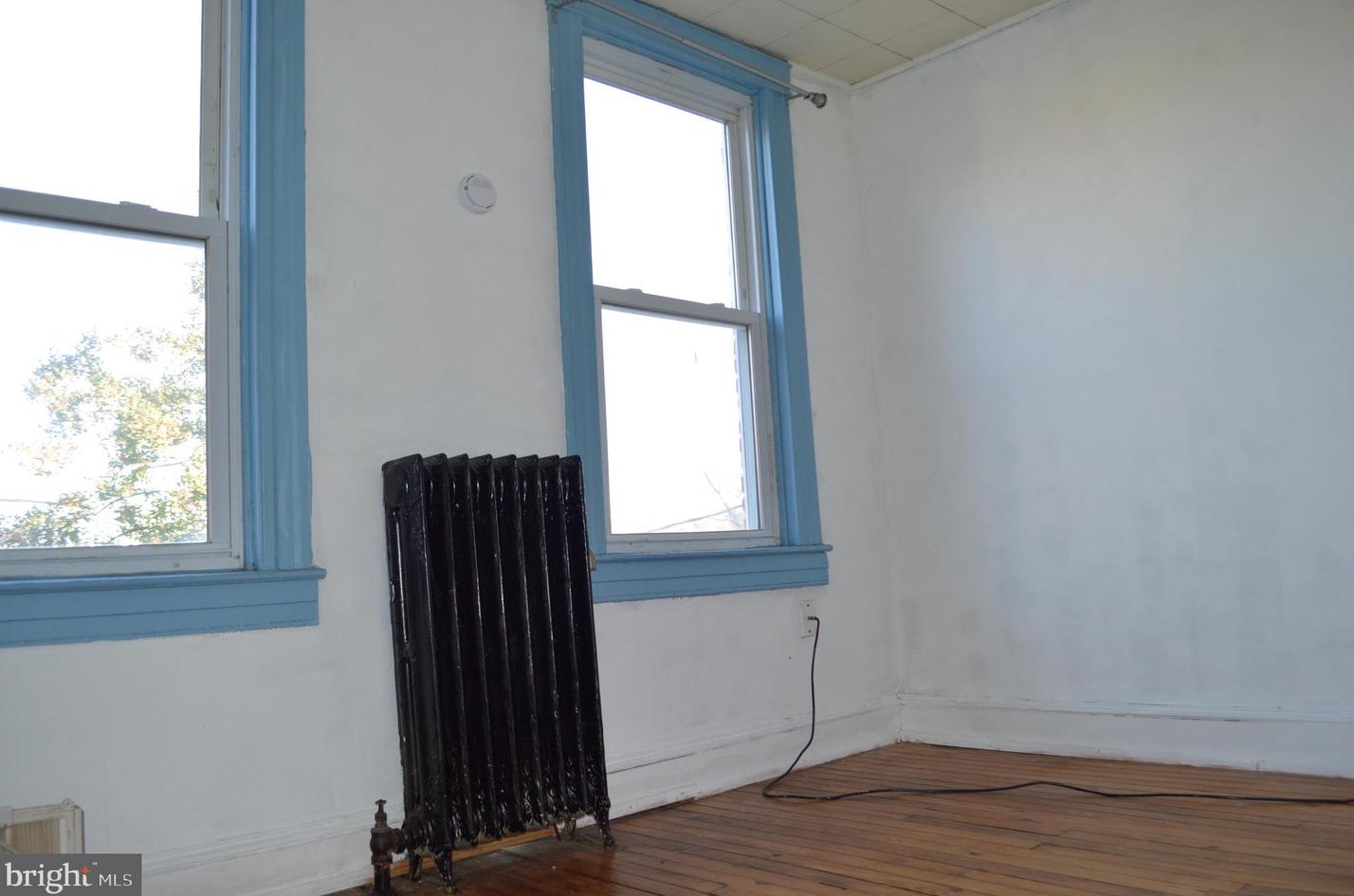 3243 Abell Ave, Baltimore MD 21218-3412 exterior