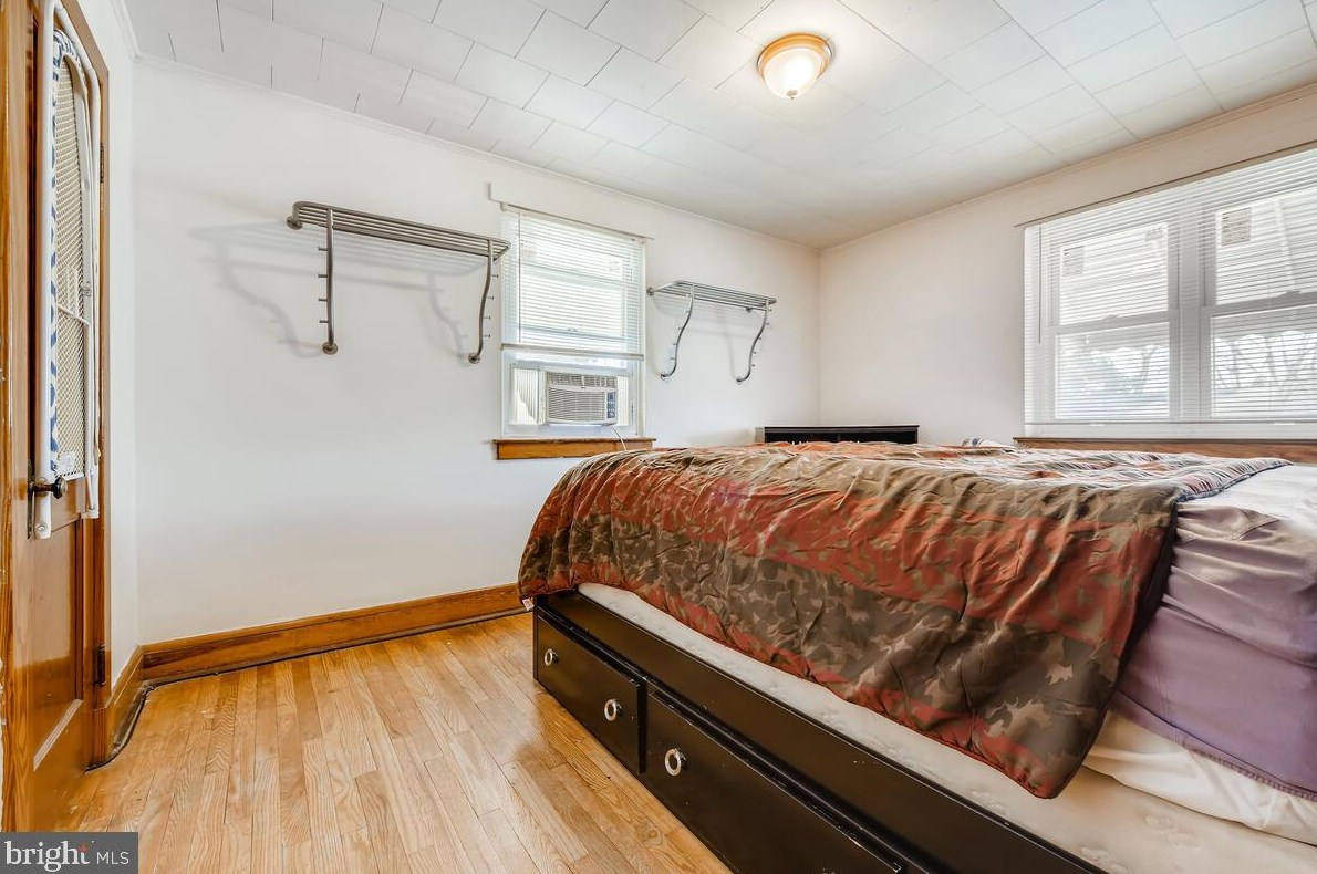 3847 Brooklyn Ave, Baltimore MD 21225-2121 exterior