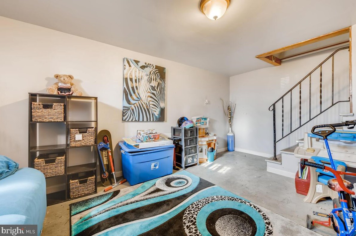 3847 Brooklyn Ave, Baltimore MD 21225-2121 exterior