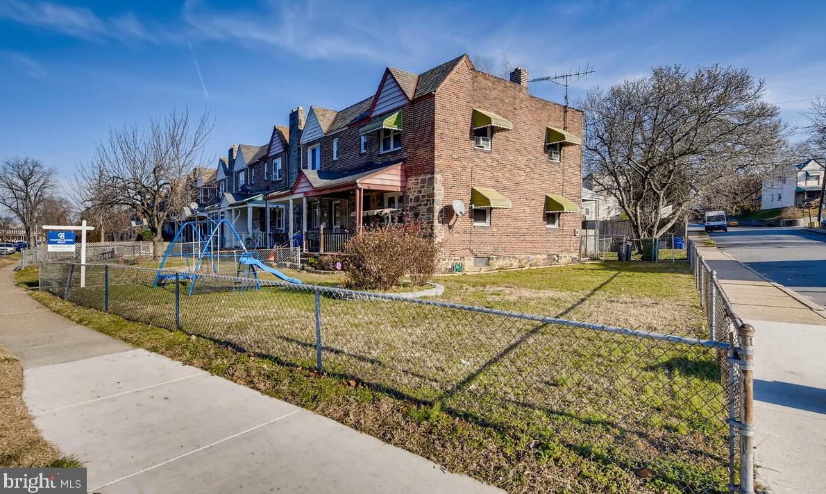 3847 Brooklyn Ave, Baltimore, MD 21225-2121
