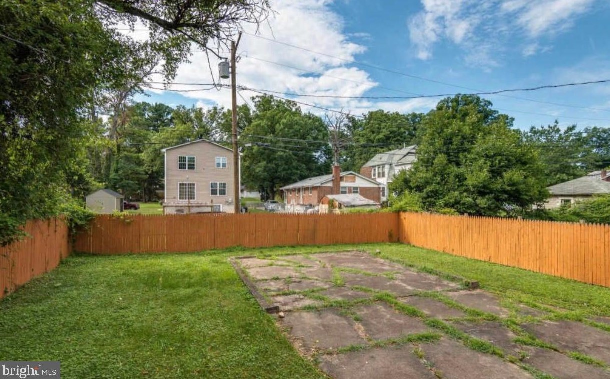 3902 Bateman Ave, Baltimore, MD 21216-2135