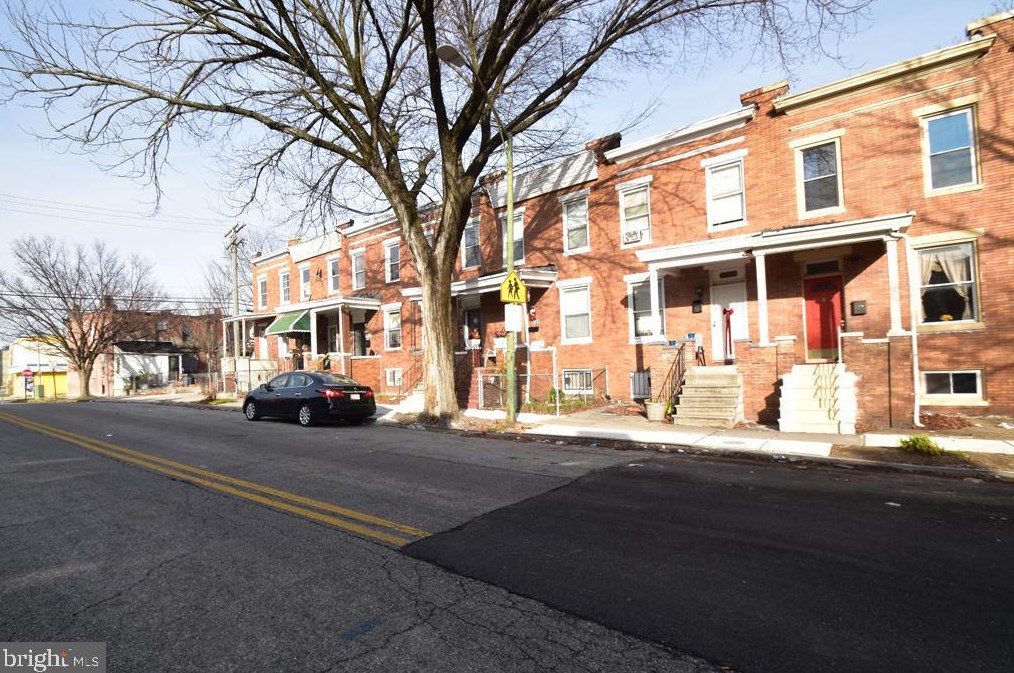 2512 Chase St, Baltimore MD  21213-3754 exterior