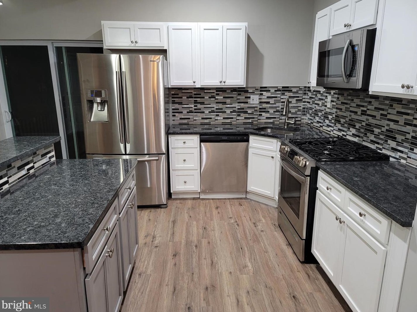 3801 Clifton Ave, Baltimore, MD 21216-2428