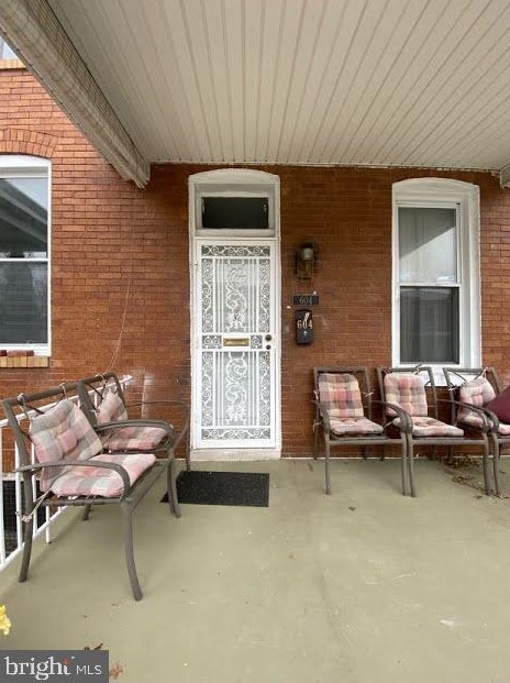 604 Melville Ave, Baltimore, MD 21218-2551