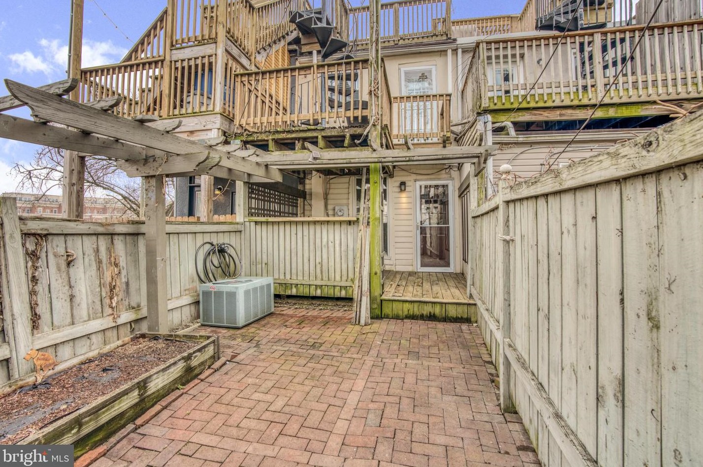 418 Folsom St, Baltimore MD 21230-4322 exterior