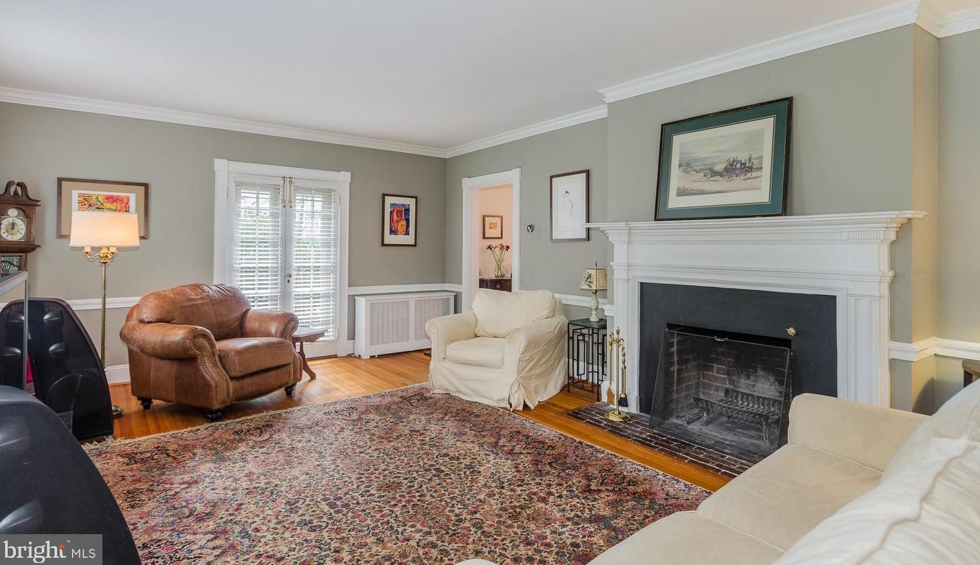 4420 Underwood Rd, Baltimore, MD 21218-1150