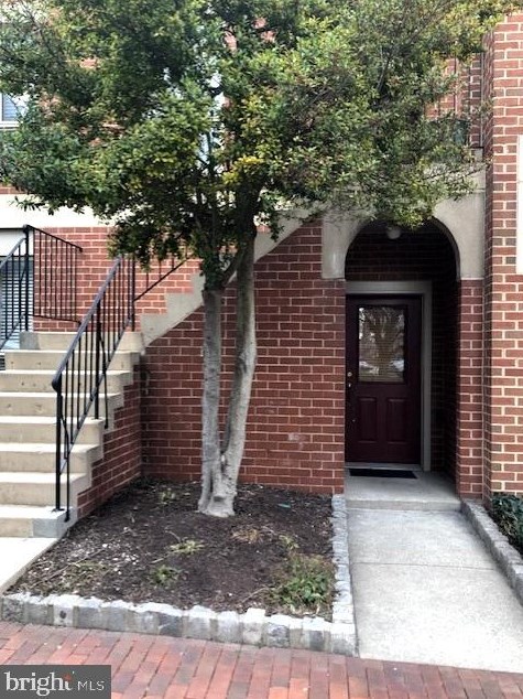 10 Andrew Pl #r123, Baltimore, MD
