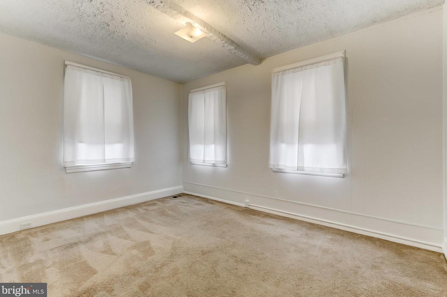 600 Rappolla St, Baltimore MD  21224-4615 exterior